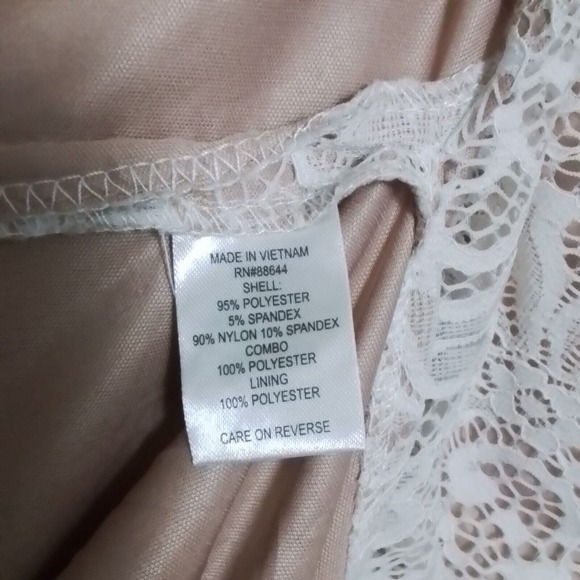 Glamour Nights White Size 6 Round Neck Lace Side Slit Midi Dress Flutter Sleeve - Picture 12 of 13